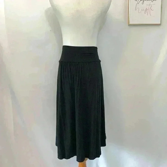 Three dots black a-line mid-length skirt - Picture 3 of 6